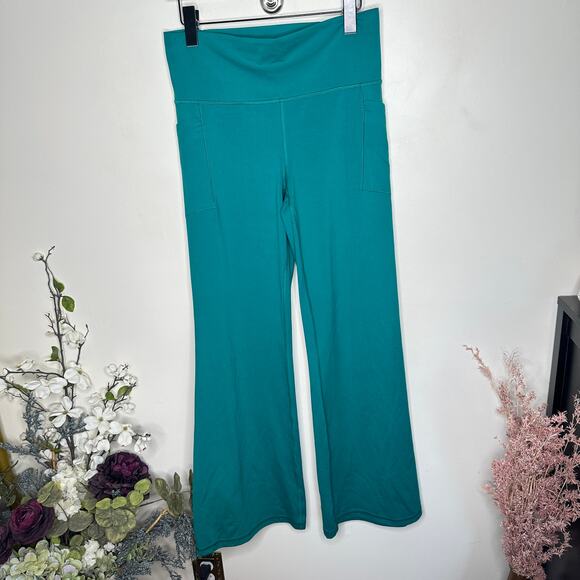ATHLETA Salutation Stash Flare Pant Emerald Green Teal Sz L {I21} - Picture 2 of 5